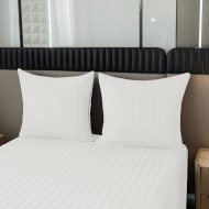 Komplet pościeli 160x200 Czerwona Adamaszek Pasy z Lamówką Elegancka